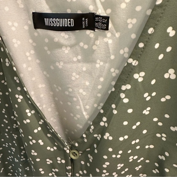 Patterned Missguided Dress - Picture 3 of 4